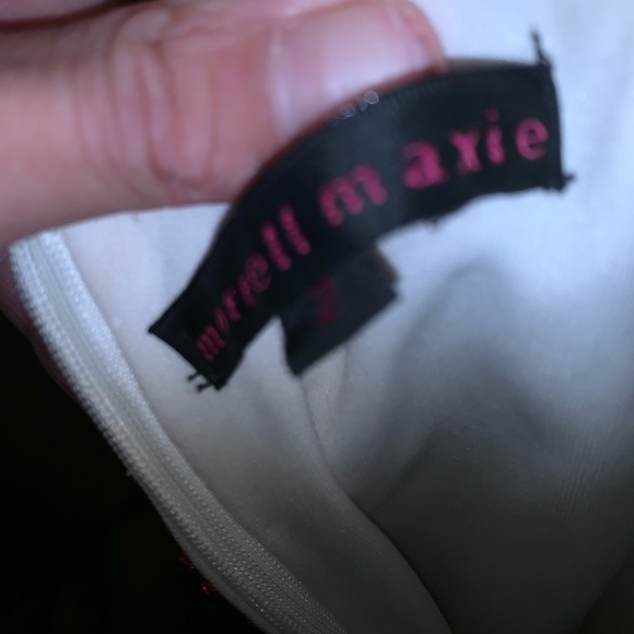 Prom dress - Picture 3 of 5